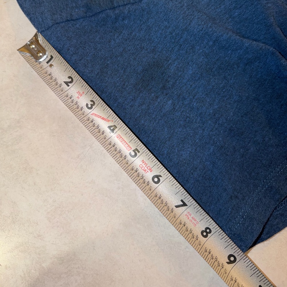 Ariat Shirt Size XL Blue Short Sleeve American Inspired Bull Logo Casual EUC - Picture 7 of 8